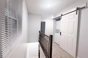 513 S Champion Ave, Columbus, OH 43205 - Photo 16