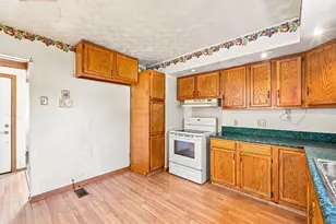 2807 Osceola Ave, Columbus, OH 43211 - Photo 8
