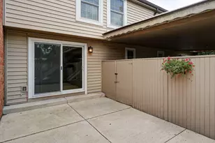 1689 St Albans Ct, Columbus, OH 43220 - Photo 30