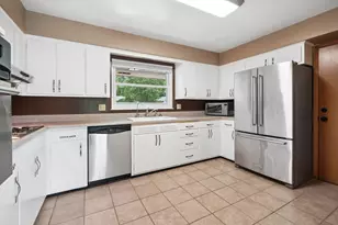 2801 Maplewood Dr, Columbus, OH 43231 - Photo 8