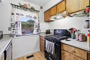 5638 Great Woods Blvd, Columbus, OH 43231 - Photo 12