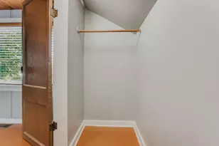 1981 Ward Rd, Columbus, OH 43224 - Photo 36