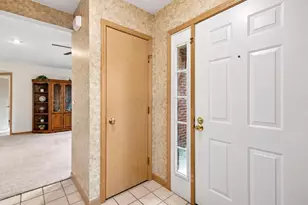 3887 Oakbrook Ln, Powell, OH 43065 - Photo 12