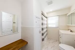 92 N Harding Rd, Columbus, OH 43209 - Photo 20