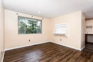 1687 Brookfield Square S, Columbus, OH 43229 - Photo 6