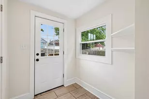 398 E Jenkins Ave, Columbus, OH 43207 - Photo 16