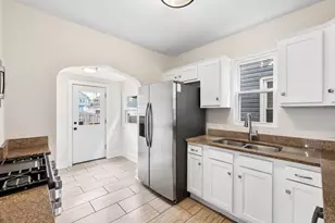 398 E Jenkins Ave, Columbus, OH 43207 - Photo 10