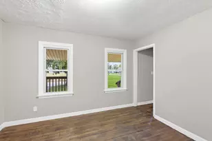 1888 Woodland Ave, Columbus, OH 43219 - Photo 22