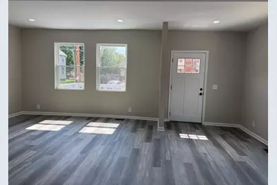 378 E 17th Avenue, Columbus, OH 43201 - Photo 6