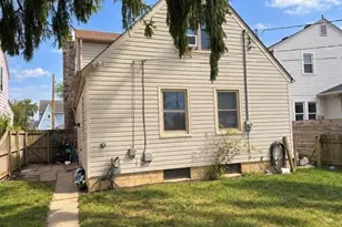 3037 Olive St, Columbus, OH 43204 - Photo 2