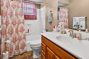 1345 Firwood Dr, Columbus, OH 43229 - Photo 32