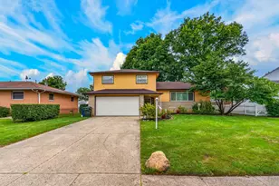 1345 Firwood Dr, Columbus, OH 43229 - Photo 50