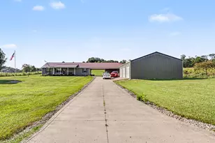 180 E Hydell Rd, Chillicothe, OH 45601 - Photo 2