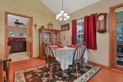 2018 Farmbrook Circle N, Grove City, OH 43123 - Photo 16