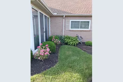 2018 Farmbrook Circle N, Grove City, OH 43123 - Photo 6