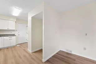 2790 Bramblebush Ct, Columbus, OH 43224 - Photo 10