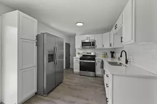 5029 Brinwood Pl, Columbus, OH 43232 - Photo 4
