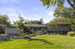 1561 Kirkley Rd, Columbus, OH 43221 - Photo 1
