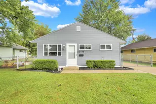 2438 Hanna Dr, Columbus, OH 43211 - Photo 1