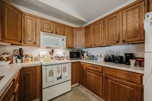 4100 Castel Dr, Groveport, OH 43125 - Photo 14