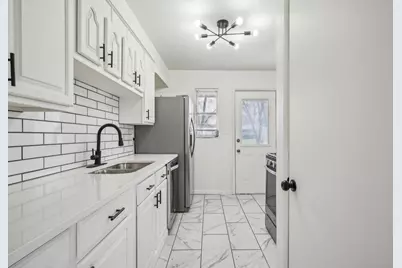 1880 Fairwood Avenue, Columbus, OH 43207 - Photo 6