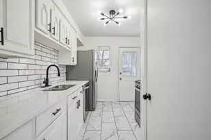 1880 Fairwood Ave, Columbus, OH 43207 - Photo 6