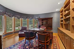 1801 Strathshire Hall Ln, Powell, OH 43065 - Photo 8