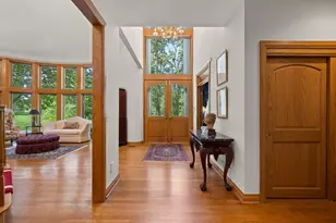 1801 Strathshire Hall Ln, Powell, OH 43065 - Photo 6