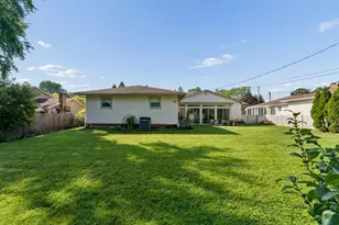 1120 Woodmere Rd, Columbus, OH 43220 - Photo 24