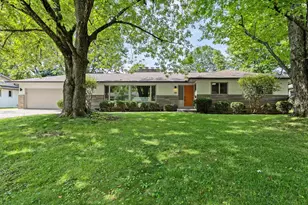 3885 Overdale Dr, Upper Arlington, OH 43220 - Photo 1