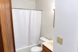 815 Chestershire Rd, Columbus, OH 43204 - Photo 14