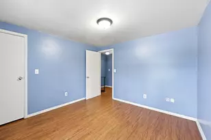5720 Beechcroft Rd, Columbus, OH 43229 - Photo 12