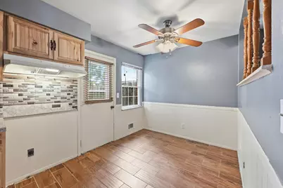 5720 Beechcroft Road #H, Columbus, OH 43229 - Photo 8