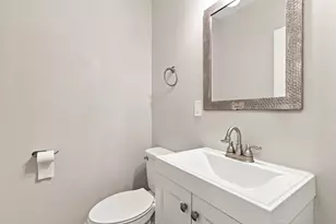 1107 S Champion Ave, Columbus, OH 43206 - Photo 12