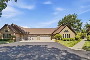 509 Leesburg Ave, Washington Court House, OH 43160 - Photo 2