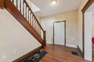 422 Chittenden Ave, Columbus, OH 43201 - Photo 6