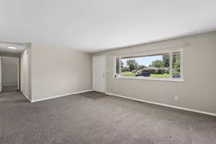 1475 Goss Pl, Reynoldsburg, OH 43068 - Photo 8