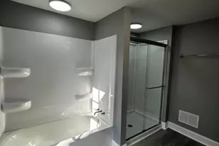 1066 E 17th Ave, Columbus, OH 43211 - Photo 16