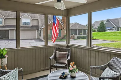 465 Chardonnay Lane, Lewis Center, OH 43035 - Photo 8