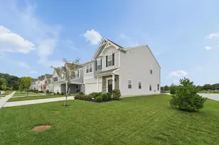5366 Shannon Square Dr, Canal Winchester, OH 43110 - Photo 4