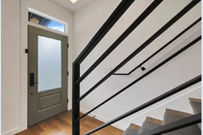 248 E 4th Avenue, Columbus, OH 43201 - Photo 2
