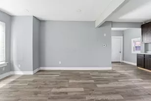346 S Wheatland Ave, Columbus, OH 43204 - Photo 16