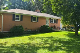 29 Brentwood Dr NE, Newark, OH 43055 - Photo 1
