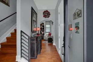 804 Senco Ln, Columbus, OH 43215 - Photo 4