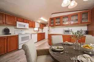 985 Scarlett Ln, Obetz, OH 43207 - Photo 8