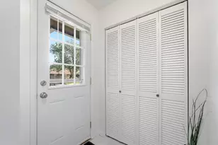 1237 Woodbrook Ln, Columbus, OH 43223 - Photo 4