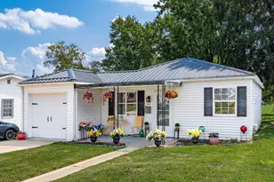 838 Wabash Ave, Zanesville, OH 43701 - Photo 1