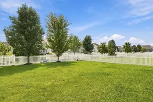 6377 Hoffman Trace Dr, Columbus, OH 43213 - Photo 64