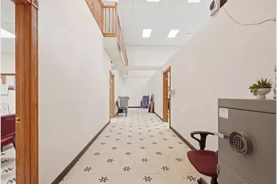 918 Woodlawn Avenue, Cambridge, OH 43725 - Photo 32