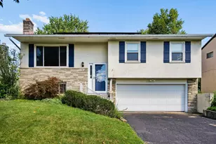 1262 Oakfield Dr S, Columbus, OH 43229 - Photo 2